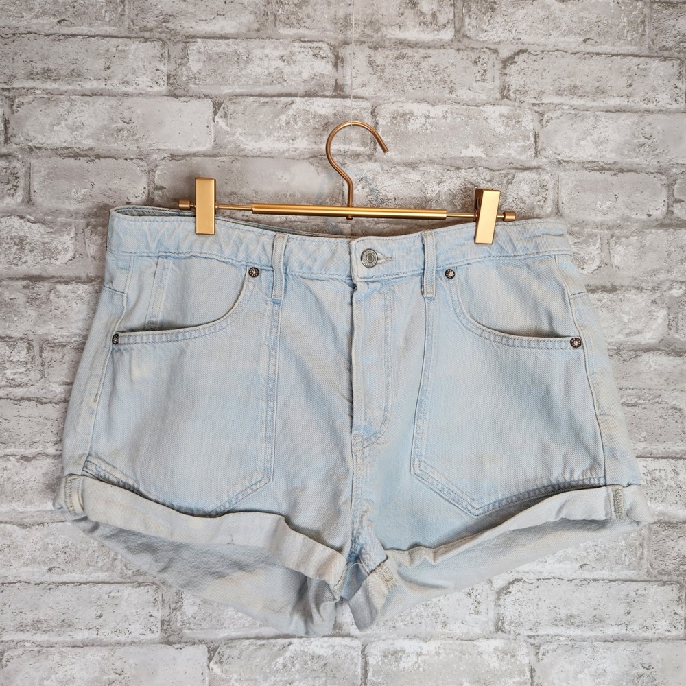 We The Free Shorts Light Wash Cotton Cuffed Denim Boho Size 30